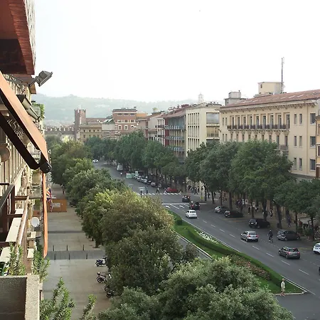Arte Nel Centro 3* فيرونا